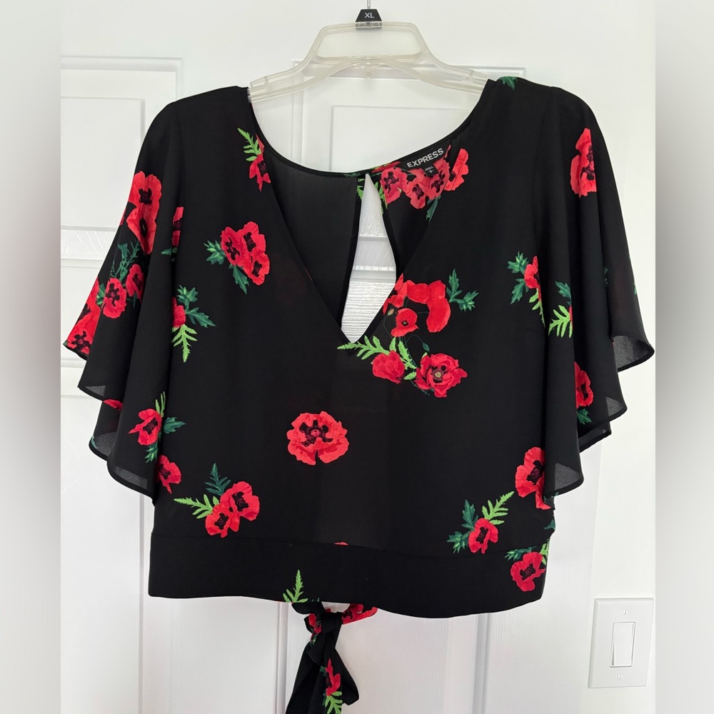Express open “tie back” sexy shirt